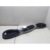 Уплотнитель двери Renault Duster 2012 808329099R