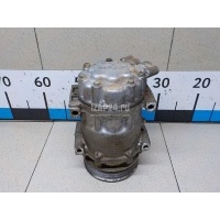 Компрессор системы кондиционирования Renault Duster 2012 8201018716