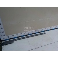 Молдинг передней правой двери Land Rover Range Rover IV 2013 LR105380