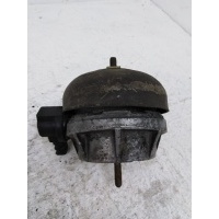 Подушка двигателя Audi RS6 C5 2002-2004 4B3199379C