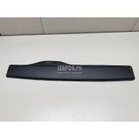 Накладка (кузов внутри) VAG Octavia (A7) (2013 - 2020) 5Q0129954
