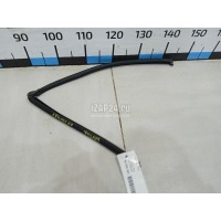 Уплотнитель двери Renault Kaptur 2016 828368103R