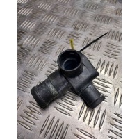 Фланец (тройник) системы охлаждения Volkswagen Passat B5 1998 028121133