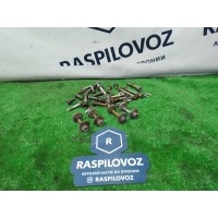 болты задней подвески Toyota Ractis NCP100 05.2009 4840932040