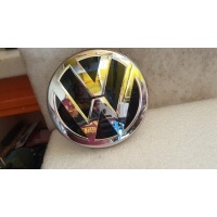 Эмблема логотип под радар передняя volkswagen tiguan 5na853601