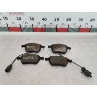 Колодка тормозная Audi A6 C5 (-) 2000 90R01811,4B0698151J