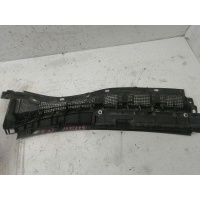 Водосток лобового стекла (жабо) Mazda 5 1 CR 2005-2010 CC29507R0D