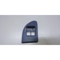 Накладка блока управления стеклоподъемниками VAG Touareg (2002 - 2010) 7L6867375C75R