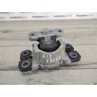Опора двигателя левая LAND ROVER Freelander 2 Ленд Ровер Фрилендер 2 LAND ROVER Freelander 2 LR006976