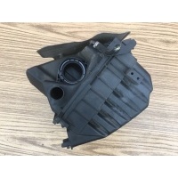 Корпус воздушного фильтра Audi A4 B6 2004 06B133837AJ