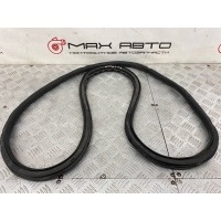 уплотнительная резинка двери Opel Astra j p10 2009-2015 13260045, <strong>-Б/У Детали сняты с АВТОМОБИЛЯ</strong>