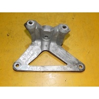 Лапа подушки кпп 3.0asn 2002 год a4 b6 8e0399115j