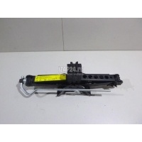 Домкрат Land Rover Range Rover Evoque (2011 - 2018) LR067045