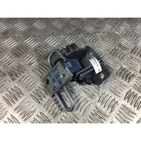 Петля двери передней левой Volkswagen Passat B7 2012 3c8831411b
