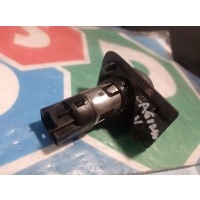 12v разъем зажигалки лагуна ii 8200021786 3pin