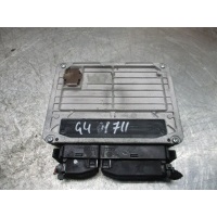 Блок управления двигателем Volkswagen Golf 1998 06a906019as