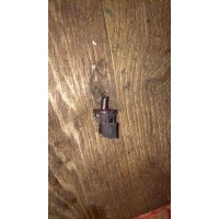 Выключатель концевой (концевик) Renault Megane 1 1997 7700831090