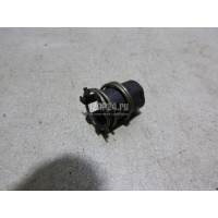 Зажим VAG A4 [B5] (1994 - 2001) 8D0721673