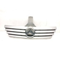решетка радиатора Mercedes-Benz C-Класс W203/S203/CL203 2003 A2038800383