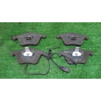колодки тормозные передние к-кт Audi Allroad quattro 2005-2012 09.2006 4f0698151d