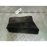 Воздухозаборник Audi A6 C5 рестайлинг 2001-2004 2003 4B0129617D