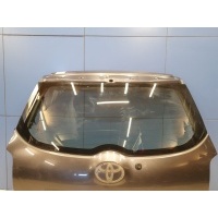 Стекло двери багажника Toyota Auris E15 2006-2012 6810502120