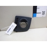 Рамка противотуманной фары правой Ford Fusion (2002 - 2012) 1369324