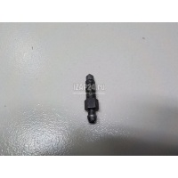 Штуцер прокачки тормозов Mercedes Benz W203 (2000 - 2006) 0004209255