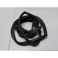Уплотнитель (внутри) Hyundai-Kia Tucson (2004 - 2010) 831402E000