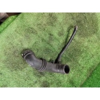Патрубок интеркулера Mazda 626 GF 1999г. RF2A13221