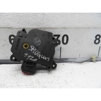 Моторчик заслонки печки Mitsubishi Pajero III 1999 - 2003 2003 0637007040,