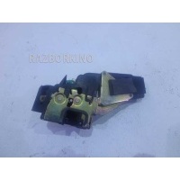 Замок двери передней левой Mitsubishi Carisma 1995-2004 M816478