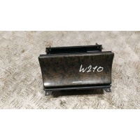 Пепельница Mercedes E W210 1999