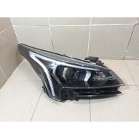 Фара правая Kia Rio 4 92102H0600