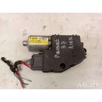 Двигатель электролюка Audi Q5 1 2010 8R0959591A