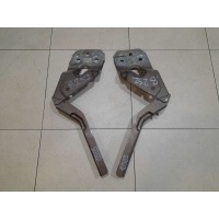 Петля капота (комплект) Volkswagen Touareg (NF) II (2010–2014) 2012 7P6823301