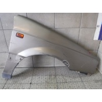 Крыло переднее правое Volkswagen Passat B3 (1988—1997) 357821022