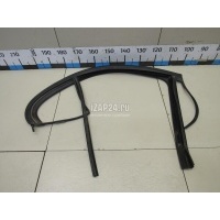 Уплотнитель стекла двери Renault Fluence (2010 - 2017) 823304528R