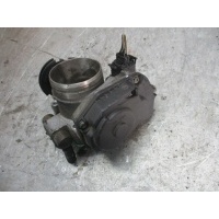 Заслонка дроссельная Volkswagen Golf 1995 037133064d
