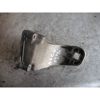 Кронштейн двигателя Audi A6 1996 4a0199307g