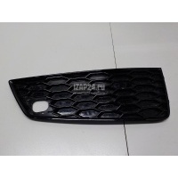 Решетка в бампер правая VAG Q3 (8U) (2012 - 2018) 8U0807682TT94