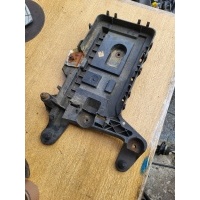Подставка корпус akumulatora volkswagen skoda 1k0915333c