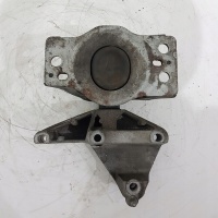 Лапа подушка renault megane ii 1.5 dci 8200592642