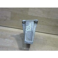 Кронштейн КПП Audi A6 C4 (S6,RS6) 1994 4A0399113F