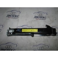 домкрат VW Tiguan 2007-2011 2010 5N0011031