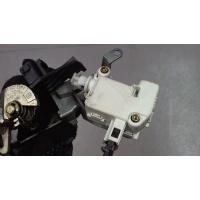 Замок багажника Volkswagen Polo 2001-2005 2004 6Q6827505E