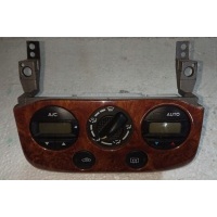Панель кондиционера nissan 275109f600