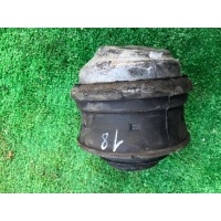 Подушка крепления двигателя Mercedes E W210 2001 2102400517