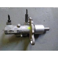 Цилиндр тормозной главный Volkswagen Passat B5 1999 4D0611021A
