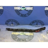 Направляющая бампера Mercedes-Benz C-Class W204 2008 2048800430